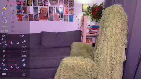 Snapshot of jooycetreier chatting on November 2025 09:53:01 AM Joyce online show from November 2025 09:53:01 AM