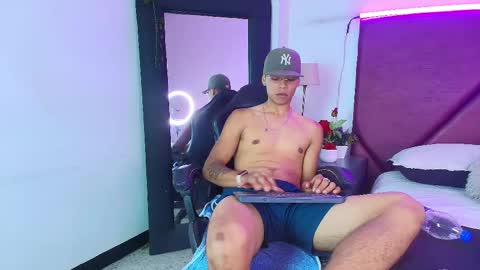 Snapshot of jordan_kiing chatting on October 2025 10:53:02 PM Jordan Kiing online show from October 2025 10:53:02 PM