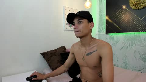 jordanandandrew online show from January 2025 07:37:01 PM