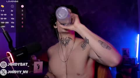 Snapshot of jordybatt chatting on March 2025 08:20:02 PM JORDY online show from March 2025 08:20:02 PM