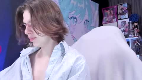 Rose online show from April 2026 04:50:02 PM