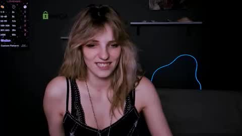 Snapshot of jose_fairy chatting on September 2025 07:46:02 PM jose_fairy online show from September 2025 07:46:02 PM