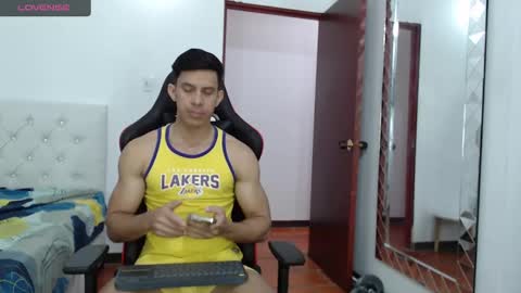 Snapshot of jose_rumbero91 chatting on February 2025 12:15:02 PM jose_rumbero91 online show from February 2025 12:15:02 PM