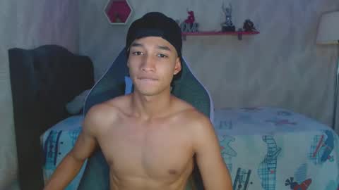 Snapshot of jose_sexycumm chatting on March 2025 08:03:02 PM jose_sexycumm online show from March 2025 08:03:02 PM