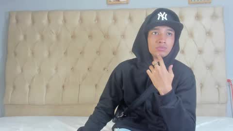 Snapshot of jose_sexycumm chatting on March 2025 10:08:02 PM jose_sexycumm online show from March 2025 10:08:02 PM