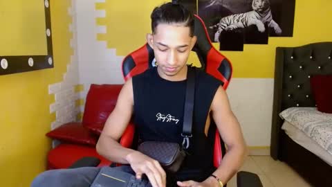 jose_sexycumm online show from September 2025 07:18:02 PM