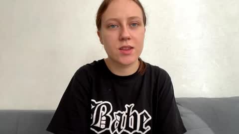 Snapshot of josefinahilzer chatting on September 2025 01:12:02 PM josefinahilzer online show from September 2025 01:12:02 PM