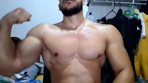 josefit06 online show from October 2025 03:22:01 PM