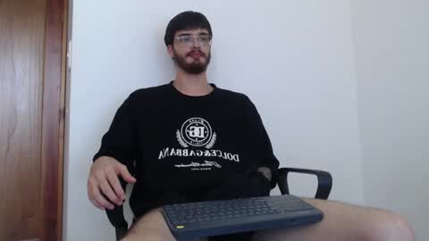 alejandro online show from April 2026 08:53:02 PM