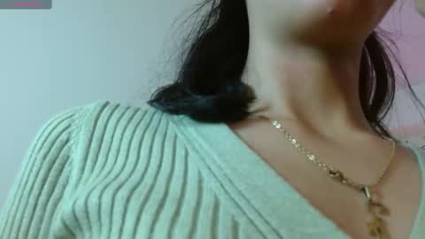 Joselyn  online show from November 2025 11:53:02 AM