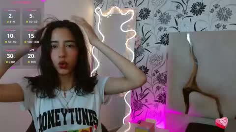 Joselyn  online show from November 2025 02:20:02 PM