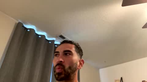 josemcmin online show from April 2026 06:02:01 PM