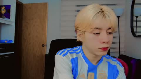Snapshot of joseon_cute chatting on June 2026 12:46:02 AM joseon_cute online show from June 2026 12:46:02 AM