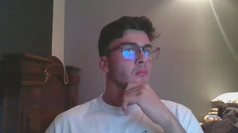 Snapshot of josepablomataflores chatting on July 2026 04:43:02 AM josepablomataflores online show from July 2026 04:43:02 AM