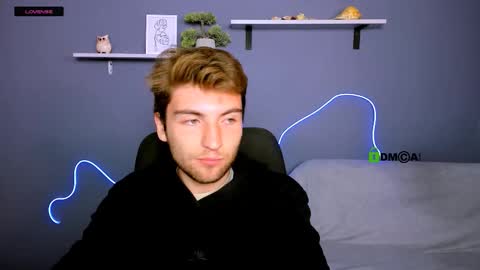 joseph_bear_ online show from October 2025 07:09:02 PM