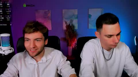 joseph_bear_ online show from November 2025 08:00:01 PM