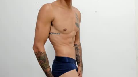 Snapshot of joseph_fit chatting on December 2024 10:02:02 AM joseph online show from December 2024 10:02:02 AM