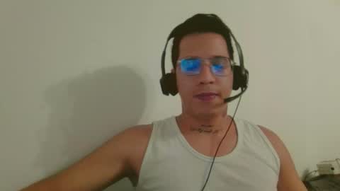 Snapshot of joseph_hotter chatting on October 2025 10:40:02 PM Joseph hotter online show from October 2025 10:40:02 PM