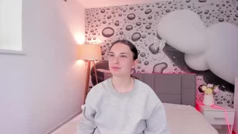 Josephine online show from April 2026 12:21:01 PM