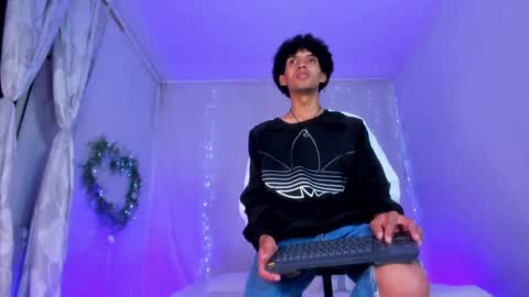 Snapshot of josesweet_ chatting on November 2025 08:03:02 AM Jose online show from November 2025 08:03:02 AM