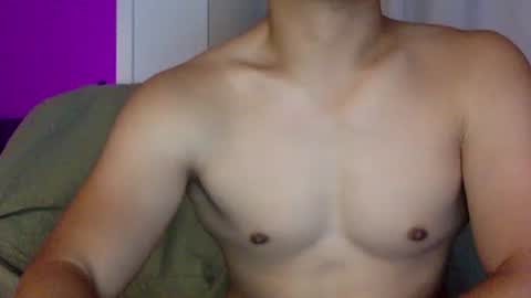 Snapshot of joshasian0713 chatting on April 2026 10:36:01 AM joshasian0713 online show from April 2026 10:36:01 AM