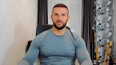 joshuamuscle69 online show from December 2024 12:38:01 PM