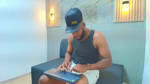 josser_01 online show from October 2025 05:26:02 AM