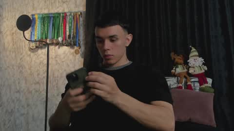Snapshot of joulianogreco1 chatting on December 2024 04:03:02 AM Im Jouliano online show from December 2024 04:03:02 AM