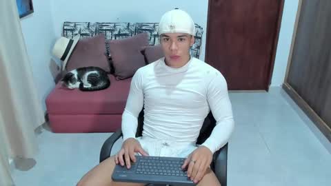 Snapshot of joulianogreco1 chatting on September 2025 12:12:01 AM Im Jouliano online show from September 2025 12:12:01 AM