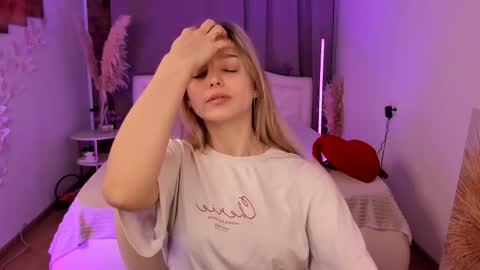 Joyce online show from September 2025 07:43:02 AM