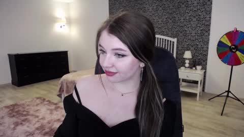 Ginny online show from December 2024 04:01:02 PM