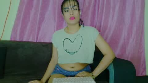    online show from December 2025 05:05:01 AM