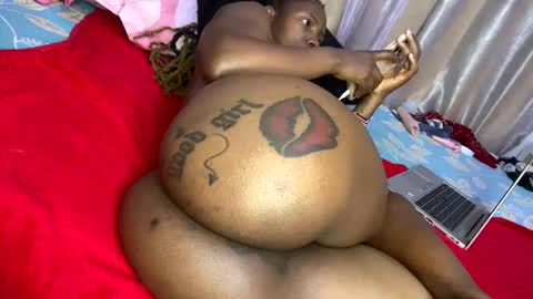 Snapshot of joyslim1 chatting on May 2026 02:20:02 AM Butterflyass online show from May 2026 02:20:02 AM