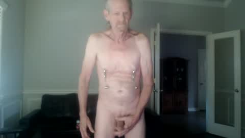 jtull52 online show from July 2026 04:43:02 PM