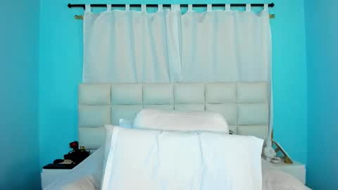 Juan online show from November 2025 12:57:02 AM