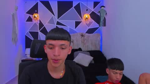 JuanSteven online show from October 2025 04:49:01 AM