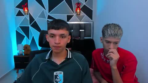 JuanSteven online show from May 2026 01:03:01 AM