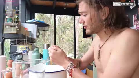 Juana1hin online show from November 2025 04:29:01 PM