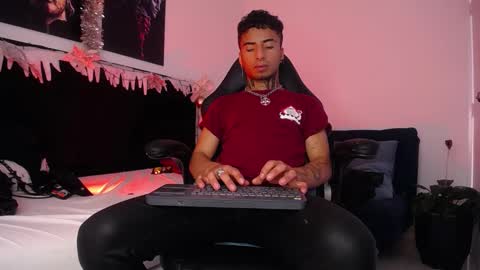 juancamilo66_ online show from January 2025 08:02:01 PM