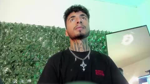 juancamilo66_ online show from January 2026 02:49:01 AM