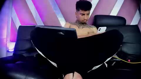 juancamilo66_ online show from March 2026 03:55:01 AM