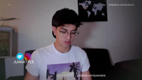 Snapshot of juancamroom chatting on September 2025 04:40:02 AM . online show from September 2025 04:40:02 AM