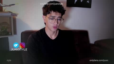 Snapshot of juancamroom chatting on October 2025 06:49:02 PM . online show from October 2025 06:49:02 PM