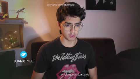 Snapshot of juancamroom chatting on October 2025 02:56:01 AM . online show from October 2025 02:56:01 AM