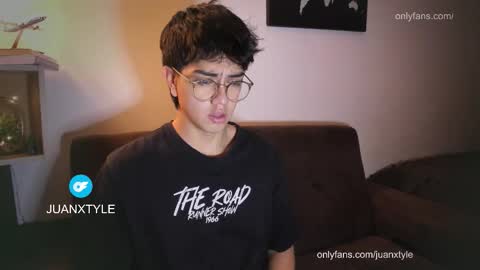 Snapshot of juancamroom chatting on October 2025 02:19:01 AM . online show from October 2025 02:19:01 AM