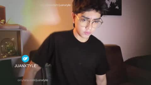 Snapshot of juancamroom chatting on October 2025 12:26:01 AM . online show from October 2025 12:26:01 AM