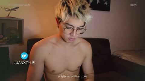 . online show from April 2026 10:01:02 PM