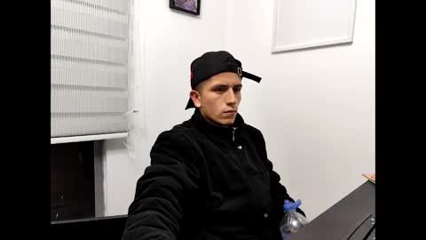 Snapshot of juanda9811 chatting on October 2025 05:52:01 AM juanda9811 online show from October 2025 05:52:01 AM