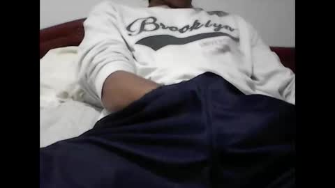 juandr27 online show from November 2025 06:19:02 AM