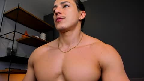Snapshot of juandres007 chatting on June 2026 12:08:02 AM JUANDRES online show from June 2026 12:08:02 AM